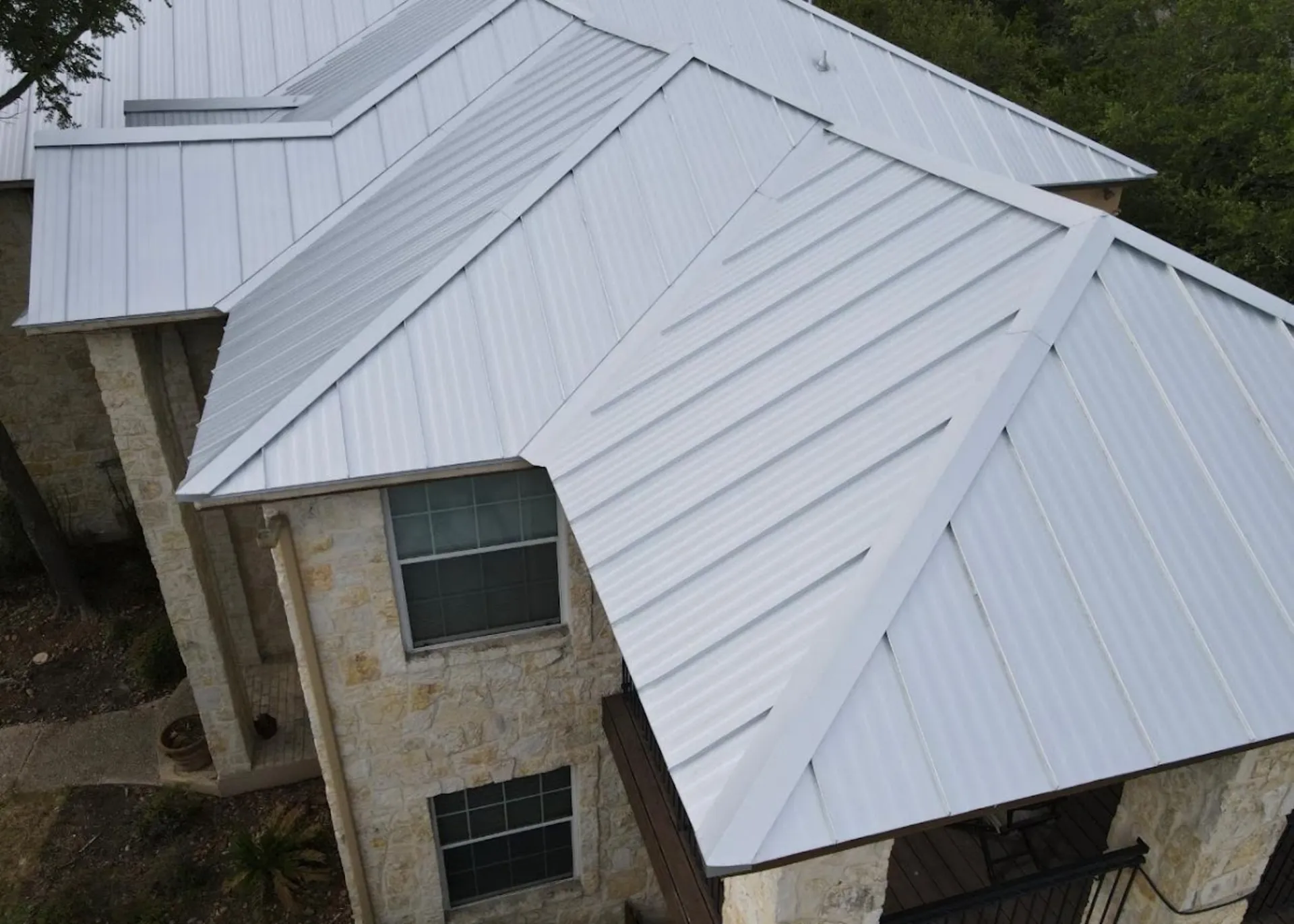 Metal Roof Repair in Effingham, IL